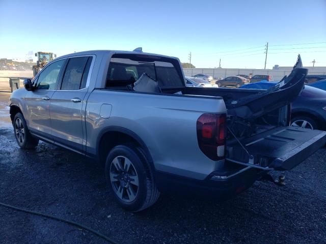 Photo 2 from auction – 2017 HONDA RIDGELINE with VIN 5FPYK3F72HB017731