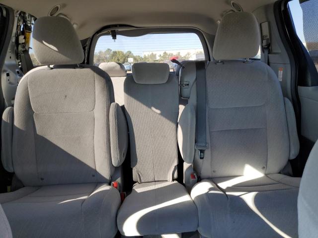 Photo 10 from auction – 2017 TOYOTA SIENNA LE with VIN 5TDKZ3DC1HS769488