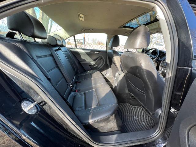 Photo 6 from auction – 2017 VOLKSWAGEN JETTA SE with VIN 3VWDB7AJ9HM309578