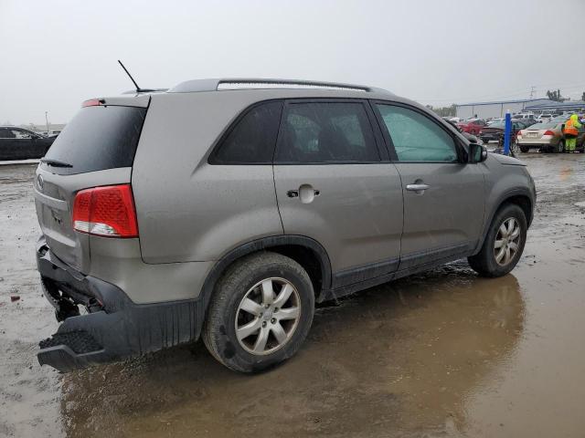 Photo 3 from auction – 2013 KIA SORENTO LX with VIN 5XYKT4A23DG412288