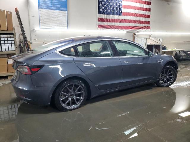 Photo 3 from auction – 2018 TESLA MODEL 3 with VIN 5YJ3E1EA9JF041753