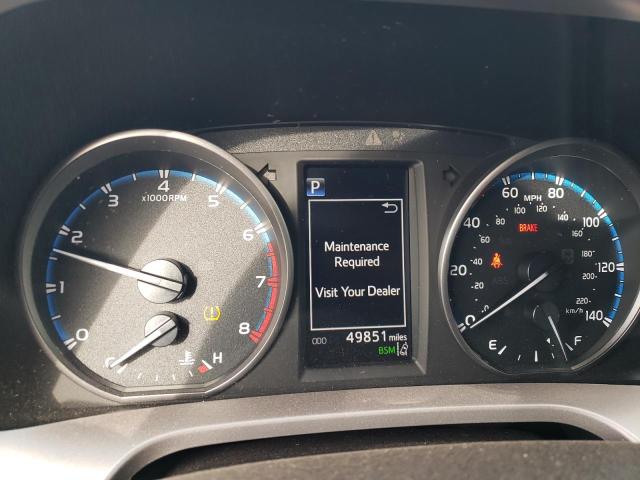 Photo 9 from auction – 2018 TOYOTA RAV4 ADVEN with VIN JTMRFREV1JD241882