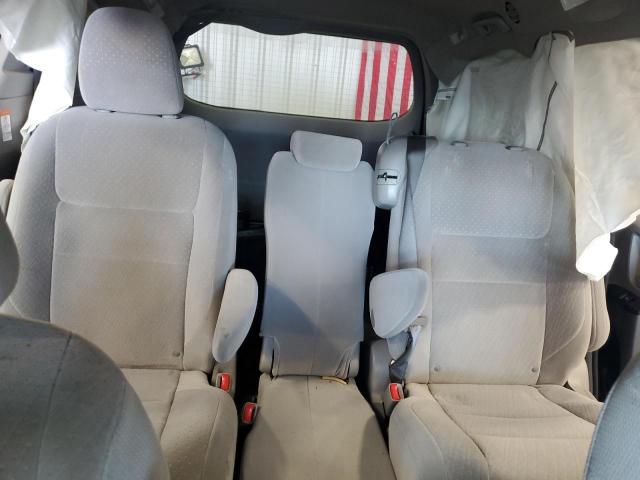 Photo 10 from auction – 2015 TOYOTA SIENNA LE with VIN 5TDKK3DC0FS579831