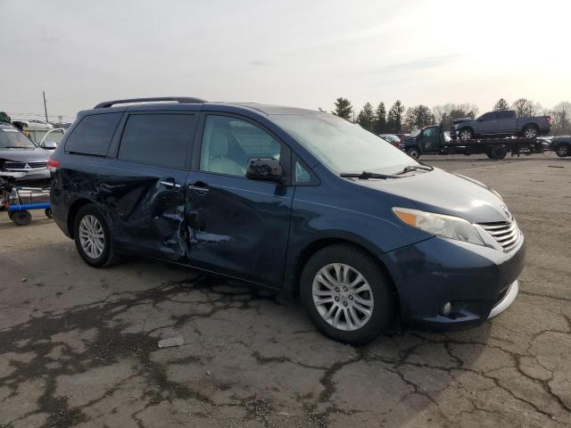 Photo 4 from auction – 2011 TOYOTA SIENNA XLE with VIN 5TDYK3DC4BS005012