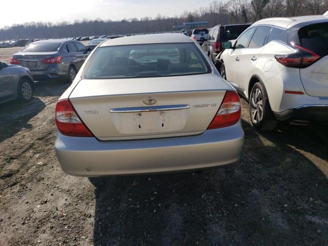 Photo 6 from auction – 2004 TOYOTA CAMRY LE with VIN JTDBE32K640259639