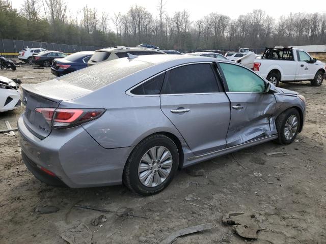 Photo 3 from auction – 2016 HYUNDAI SONATA HYB with VIN KMHE24L10GA026027
