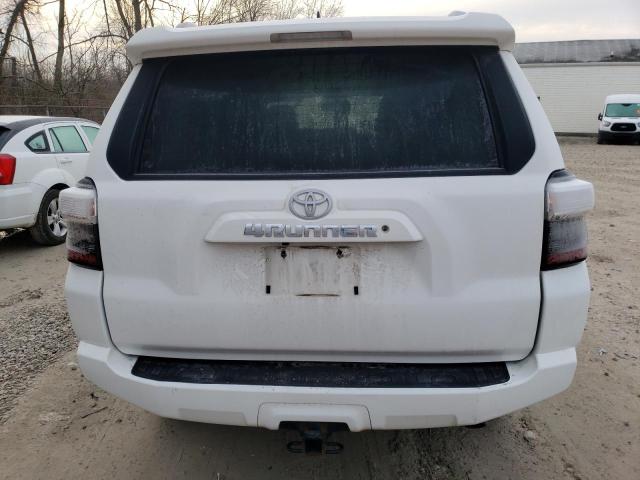 Photo 6 from auction – 2018 TOYOTA 4RUNNER SR with VIN JTEBU5JR7J5605382