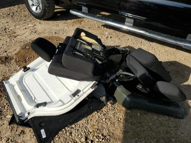 Photo 12 from auction – 2016 JEEP WRANGLER U with VIN 1C4BJWEG2GL142972