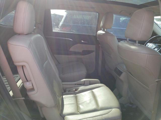 Photo 11 from auction – 2015 TOYOTA HIGHLANDER with VIN 5TDDCRFH4FS012796