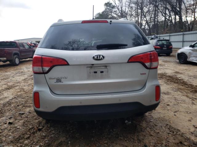 Photo 6 from auction – 2015 KIA SORENTO LX with VIN 5XYKTCA63FG617416