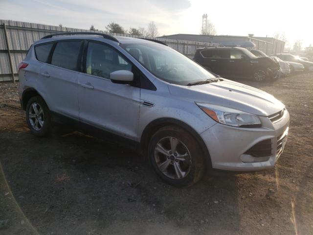 Photo 4 from auction – 2016 FORD ESCAPE SE with VIN 1FMCU9GX7GUB67348