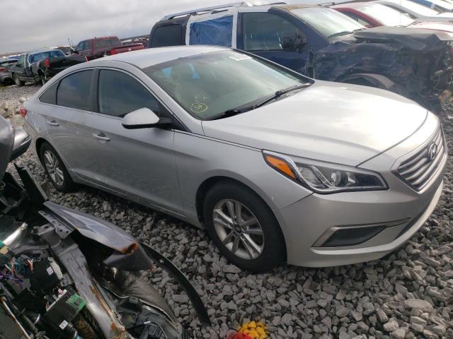 Photo 4 from auction – 2017 HYUNDAI SONATA SE with VIN 5NPE24AF2HH492605