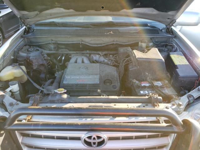 Photo 12 from auction – 2003 TOYOTA HIGHLANDER with VIN JTEHF21A230107152