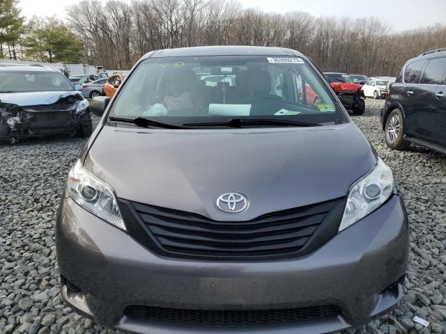 Photo 5 from auction – 2017 TOYOTA SIENNA with VIN 5TDZZ3DC9HS769172