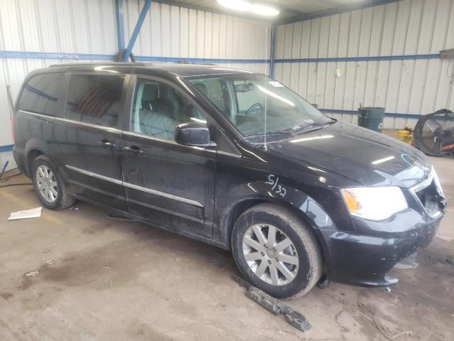 Photo 4 from auction – 2016 CHRYSLER TOWN & COU with VIN 2C4RC1BG4GR294274