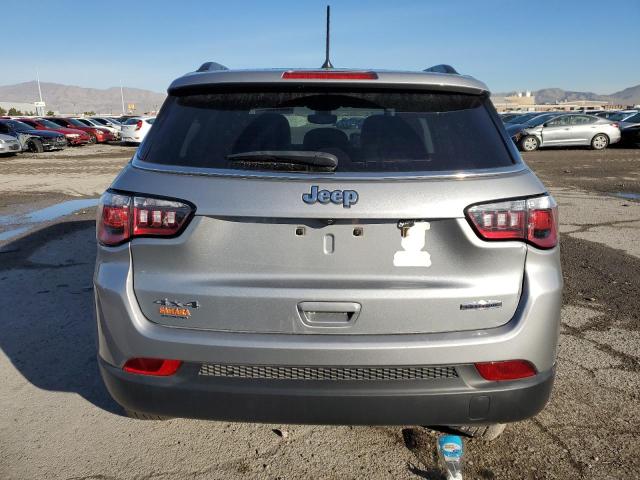 Photo 6 from auction – 2018 JEEP COMPASS LA with VIN 3C4NJDBB4JT401337