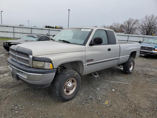 DODGE RAM 2500 2001 with VIN 3B7KF236X1G218527 - Photo from auction