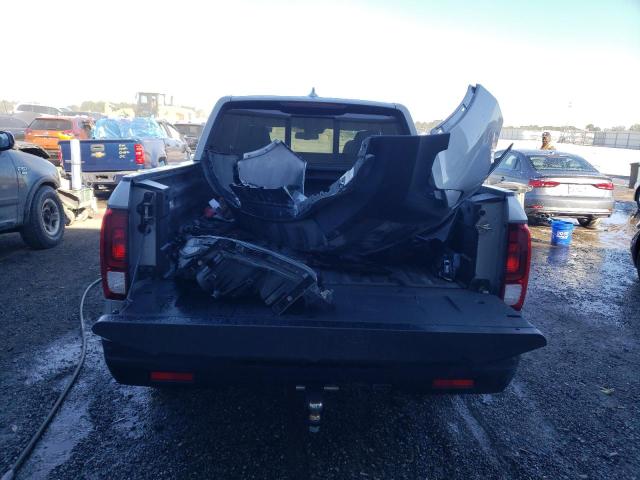 Photo 6 from auction – 2017 HONDA RIDGELINE with VIN 5FPYK3F72HB017731