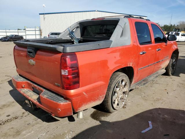 Photo 3 from auction – 2011 CHEVROLET AVALANCHE with VIN 3GNTKGE31BG160834