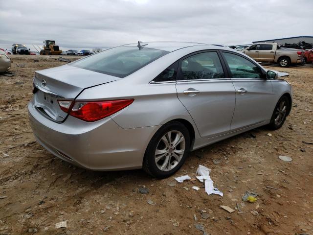 Photo 3 from auction – 2013 HYUNDAI SONATA SE with VIN 5NPEC4AC0DH594028
