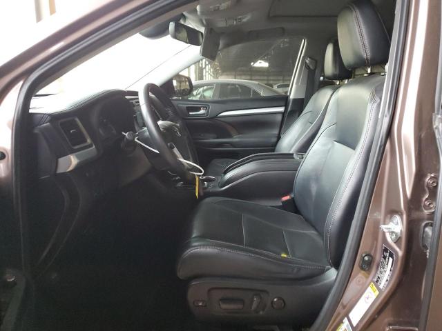 Photo 7 from auction – 2017 TOYOTA HIGHLANDER with VIN 5TDKZRFH1HS199651