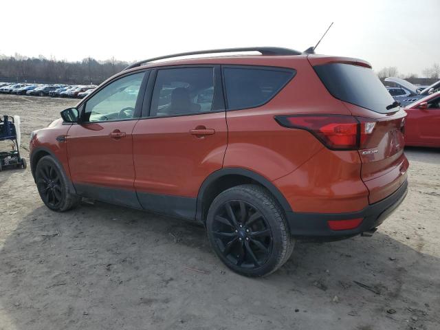 Photo 2 from auction – 2019 FORD ESCAPE SE with VIN 1FMCU9GD8KUA07705