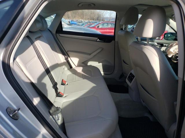 Photo 10 from auction – 2015 VOLKSWAGEN PASSAT SE with VIN 1VWBV7A33FC075548