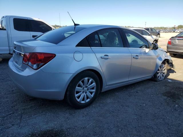 Photo 3 from auction – 2011 CHEVROLET CRUZE LS with VIN 1G1PC5SH6B7245362