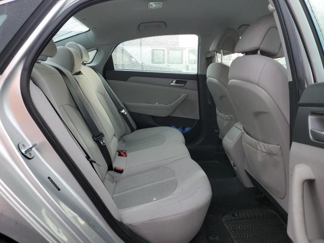 Photo 10 from auction – 2016 HYUNDAI SONATA SE with VIN 5NPE24AF4GH397462