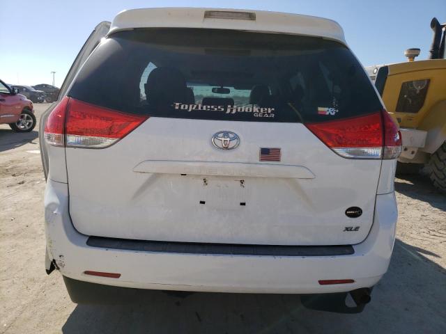 Photo 6 from auction – 2013 TOYOTA SIENNA XLE with VIN 5TDYK3DC7DS370514