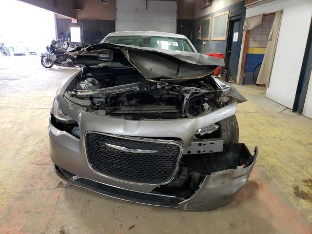 Photo 5 from auction – 2016 CHRYSLER 300 LIMITE with VIN 2C3CCARG8GH230468