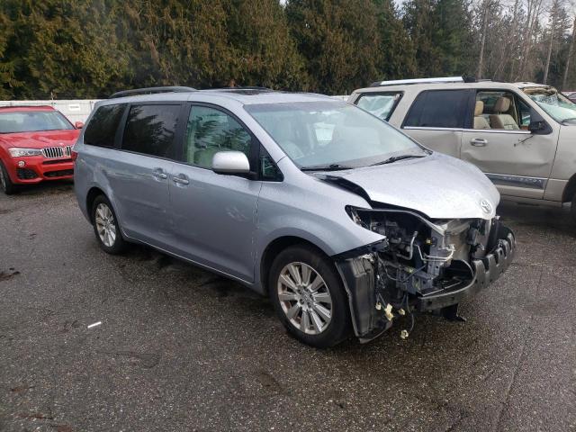 Photo 4 from auction – 2015 TOYOTA SIENNA XLE with VIN 5TDDK3DC4FS094827