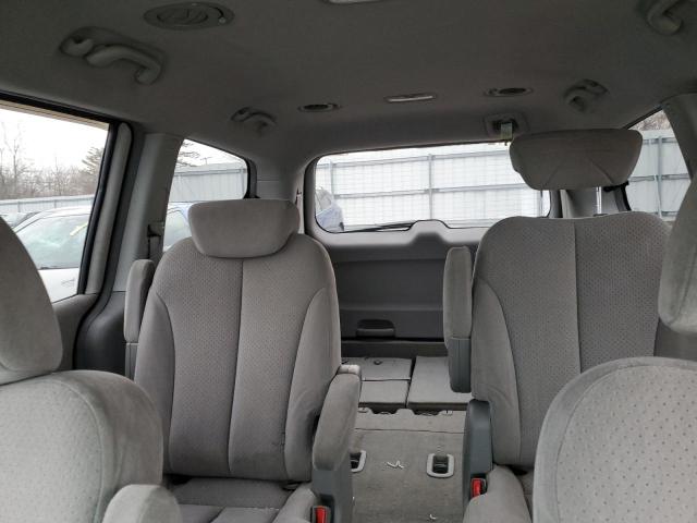 Photo 10 from auction – 2007 HYUNDAI ENTOURAGE with VIN KNDMC233876022233