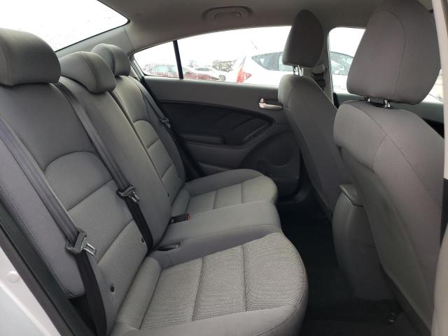 Photo 10 from auction – 2017 KIA FORTE LX with VIN 3KPFK4A71HE111845