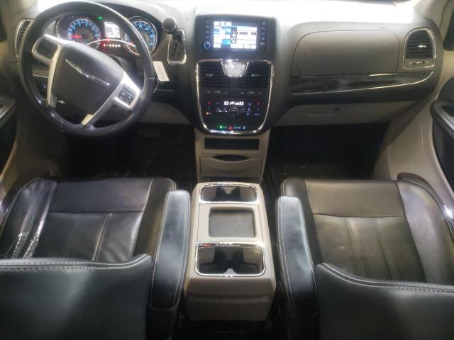 Photo 8 from auction – 2016 CHRYSLER TOWN & COU with VIN 2C4RC1BG4GR294274