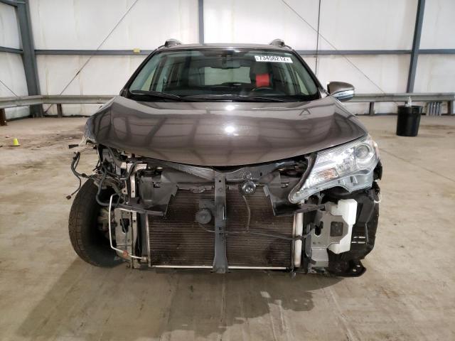 Photo 5 from auction – 2015 TOYOTA RAV4 LIMIT with VIN JTMDFREV7FD160970