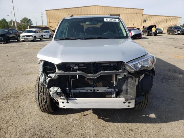 Photo 5 from auction – 2019 TOYOTA 4RUNNER SR with VIN JTEZU5JR1K5201770