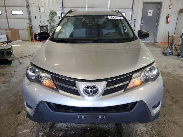 Photo 5 from auction – 2015 TOYOTA RAV4 LE with VIN JTMZFREV5FD060470