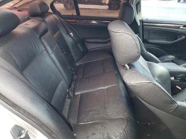 Photo 10 from auction – 2005 BMW 325 I with VIN WBAET37445NJ91176