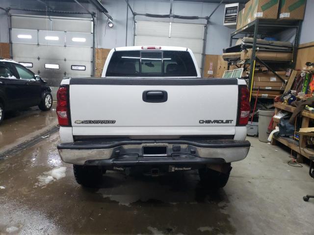 Photo 6 from auction – 2003 CHEVROLET SILVERADO with VIN 2GCEK19V131146985