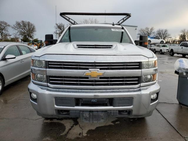 Photo 5 from auction – 2018 CHEVROLET SILVERADO with VIN 1GC2KVEY1JZ113533