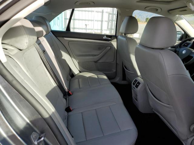 Photo 10 from auction – 2007 VOLKSWAGEN JETTA WOLF with VIN 3VWEF71K47M155023