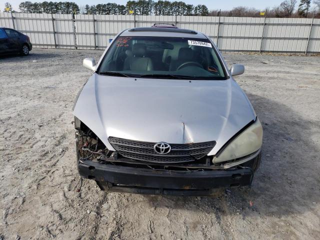 Photo 5 from auction – 2004 TOYOTA CAMRY LE with VIN 4T1BF32K74U585807