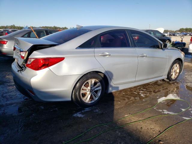 Photo 3 from auction – 2014 HYUNDAI SONATA GLS with VIN 5NPEB4AC6EH855893