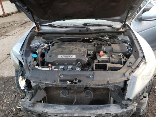 Photo 11 from auction – 2011 HONDA ACCORD CRO with VIN 5J6TF2H54BL007701