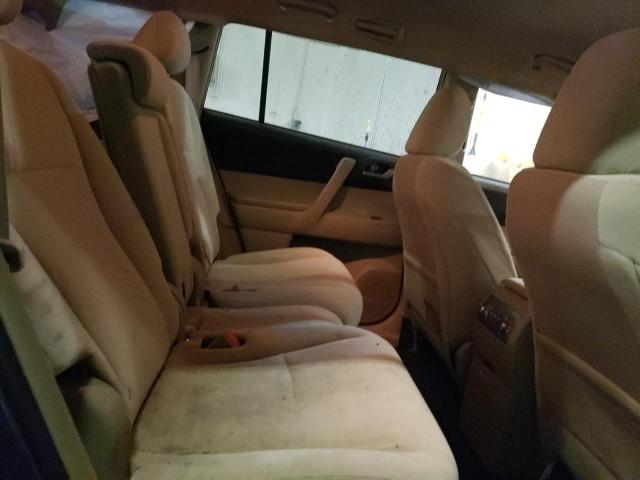 Photo 11 from auction – 2012 TOYOTA HIGHLANDER with VIN 5TDBK3EH8CS129124