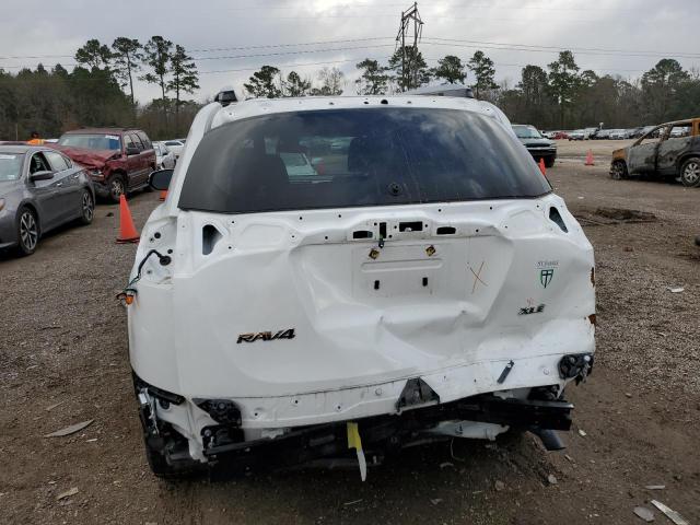 Photo 6 from auction – 2017 TOYOTA RAV4 XLE with VIN JTMWFREV3HD097779