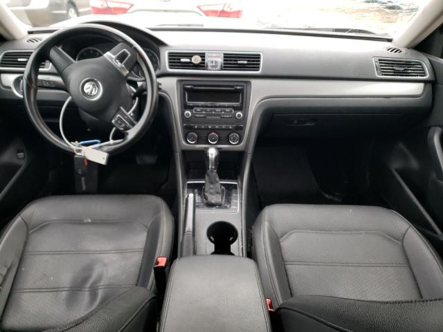 Photo 8 from auction – 2014 VOLKSWAGEN PASSAT S with VIN 1VWAT7A37EC066626