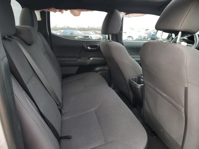 Photo 10 from auction – 2016 TOYOTA TACOMA DOU with VIN 3TMAZ5CN3GM016053