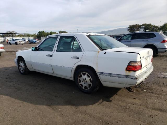 Photo 2 from auction – 1995 MERCEDES-BENZ E 320 BASE with VIN WDBEA32E7SC203559